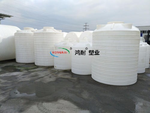 為什么塑料水塔價格相差比較大_影響塑料水箱價格的因素有哪些？