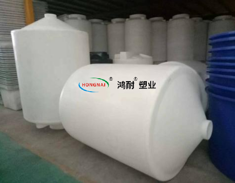 塑料水箱常用的大小是多少？怎么安裝的？
