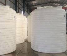 連江10噸塑料水塔塑料大水箱批發(fā)價(jià)格